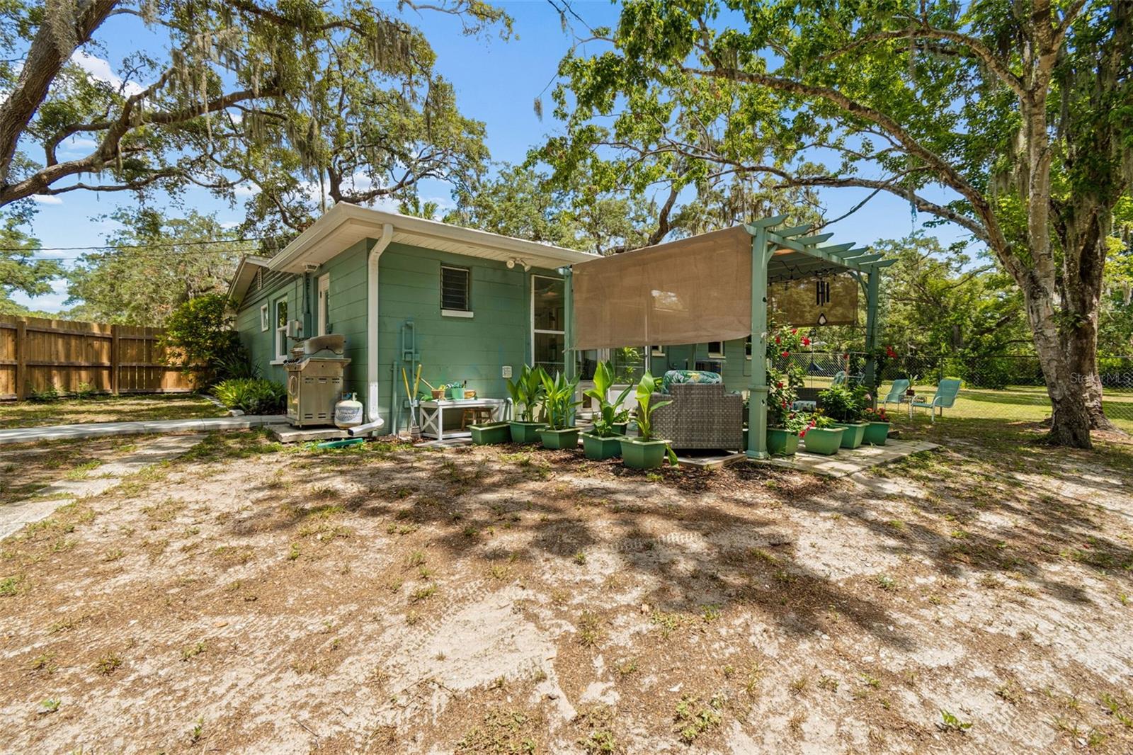 GOLDEN ACRES - Residential