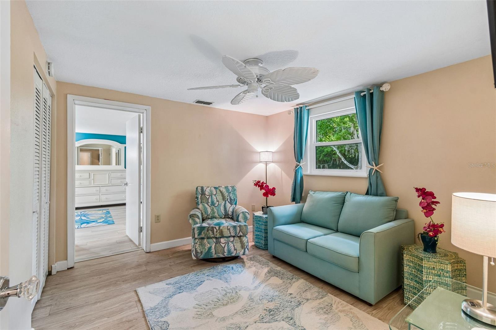 GOLDEN ACRES - Residential
