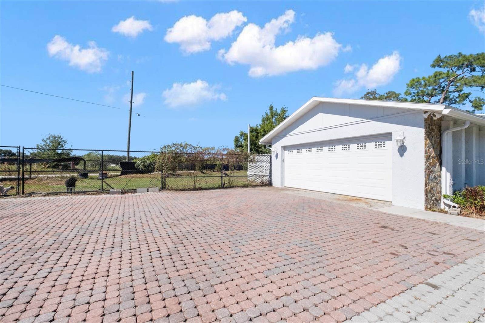 OAK RIDGE - Residential