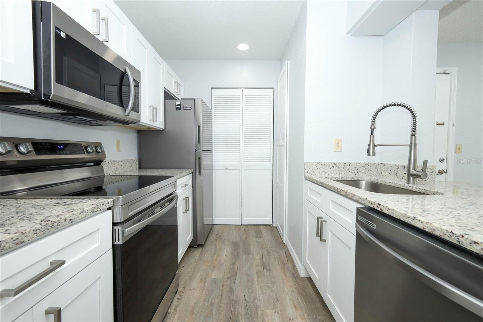WATERFORD LNDG CONDO - Residential