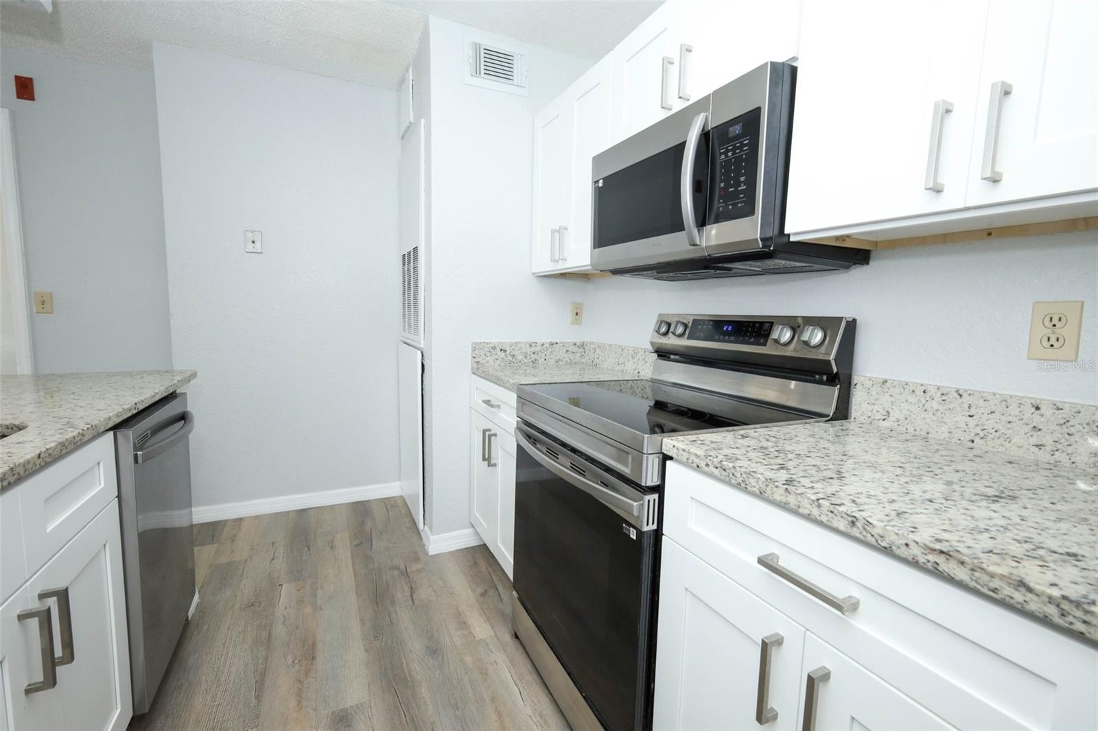 WATERFORD LNDG CONDO - Residential