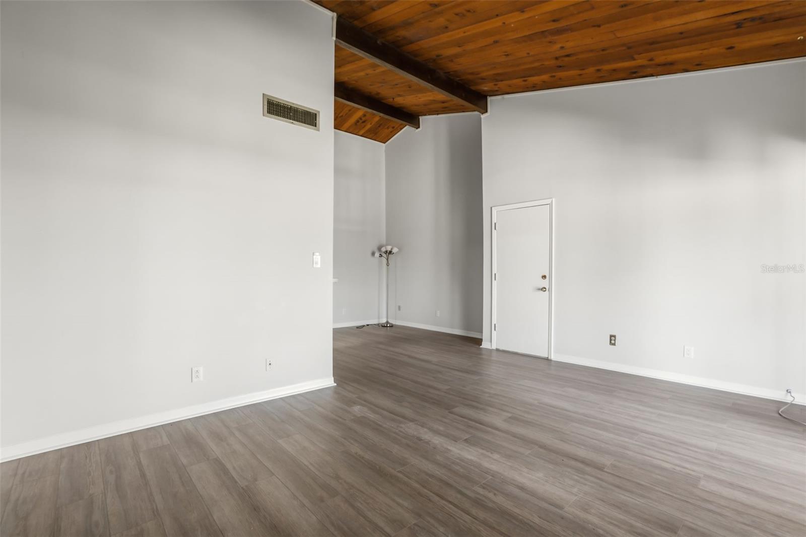 CAPISTRANO - Residential