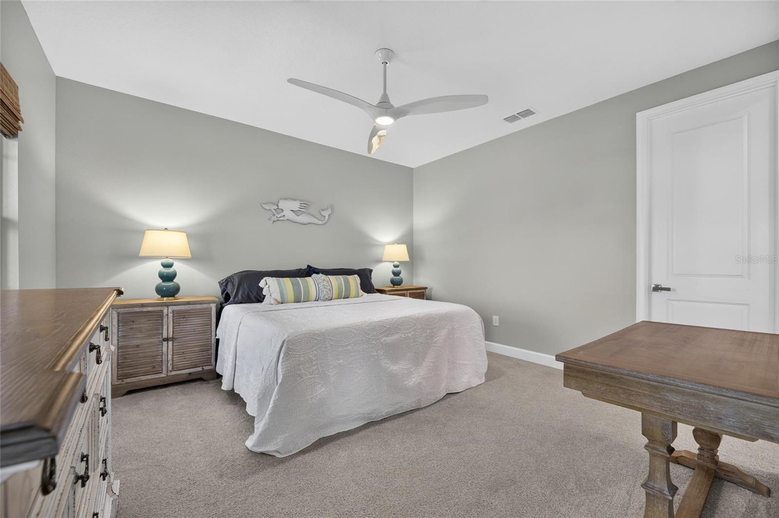 MIRABAY PH 3C-3 - Residential
