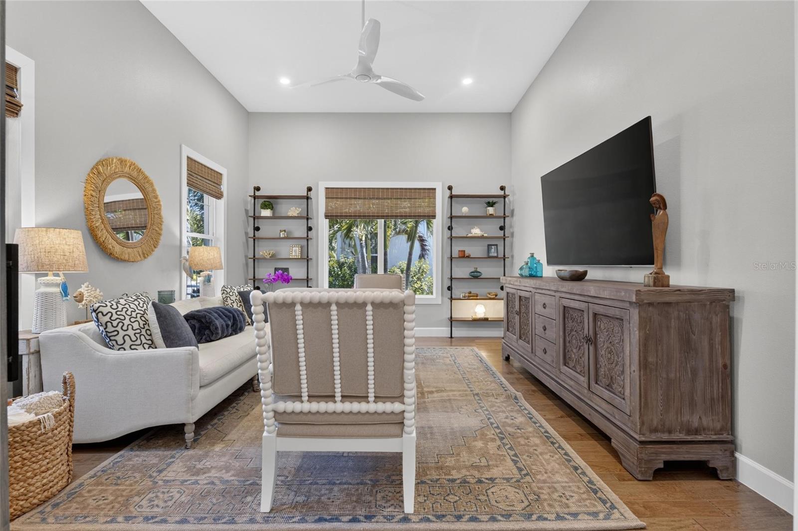 MIRABAY PH 3C-3 - Residential