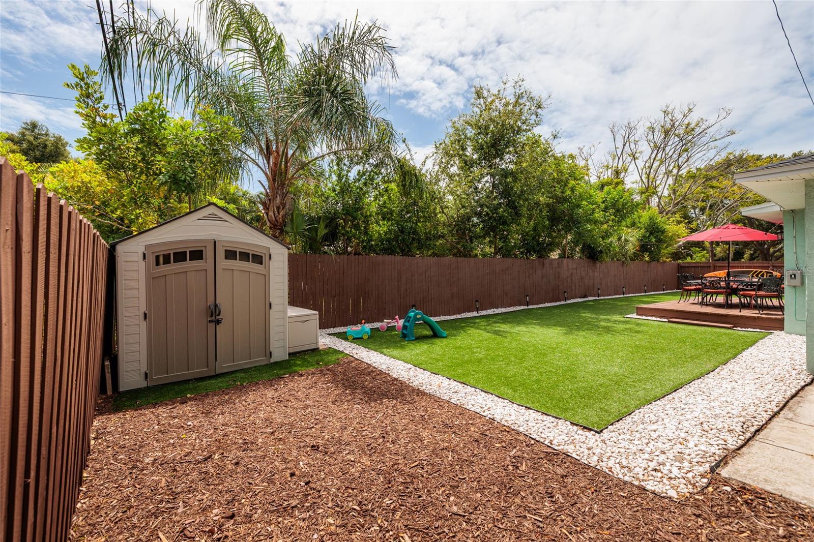 EAGLE CREST - Residential