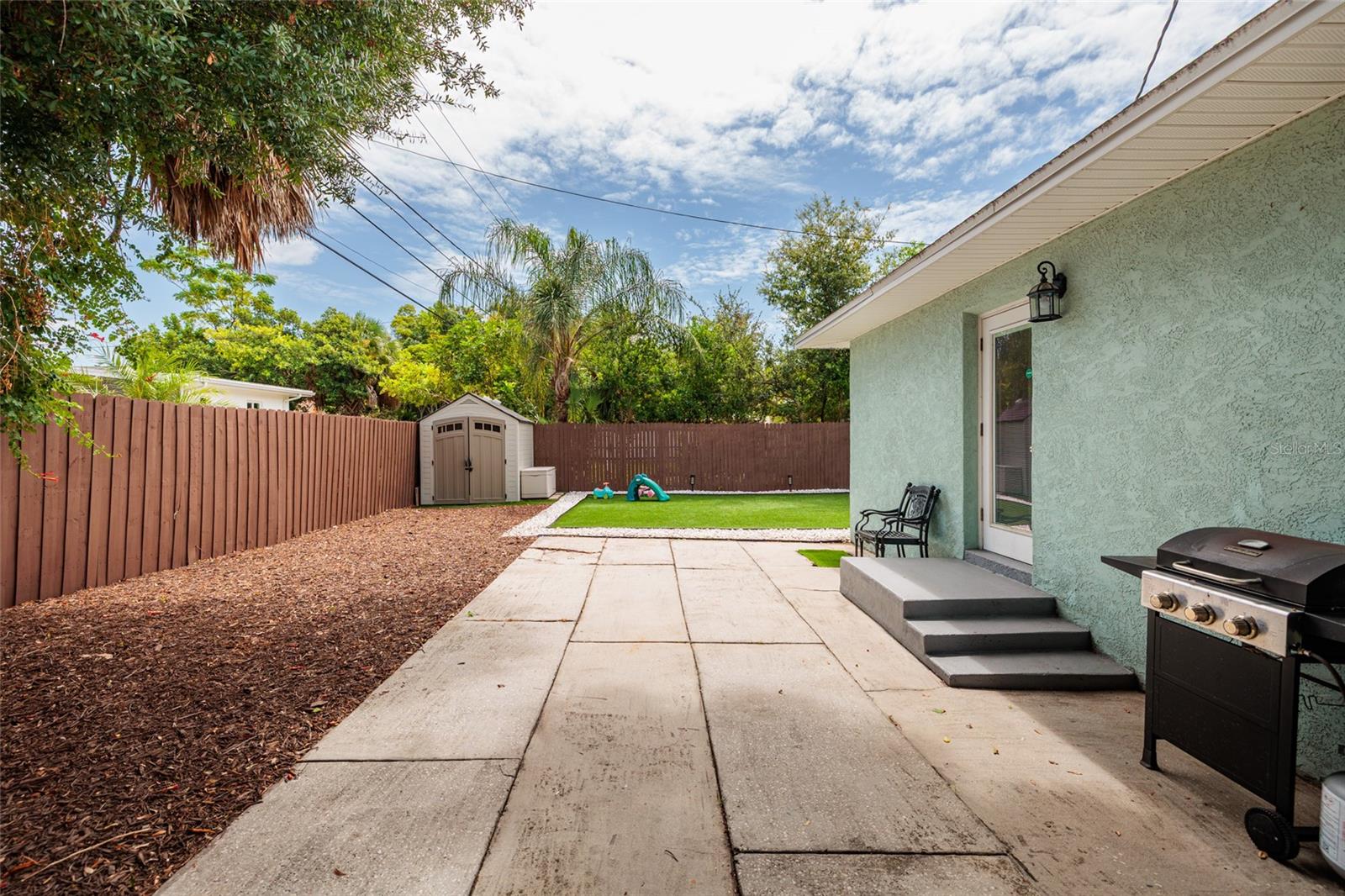 EAGLE CREST - Residential