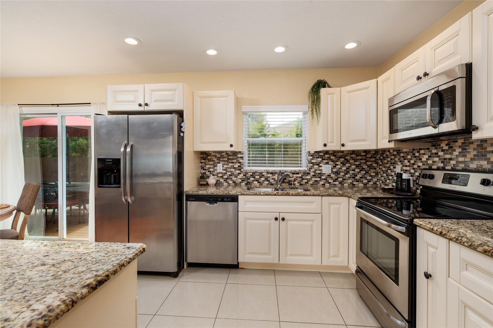 EAGLE CREST - Residential