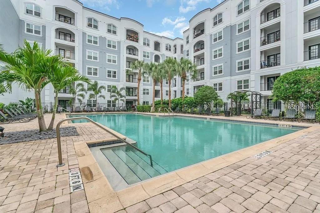 GRANDE DOWNTOWN - Residential Lease