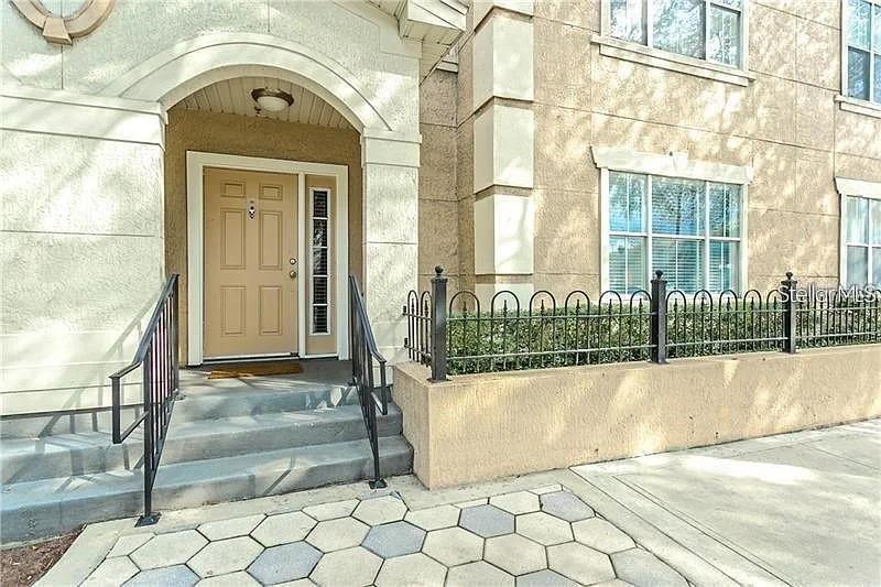 GRANDE DOWNTOWN - Residential Lease