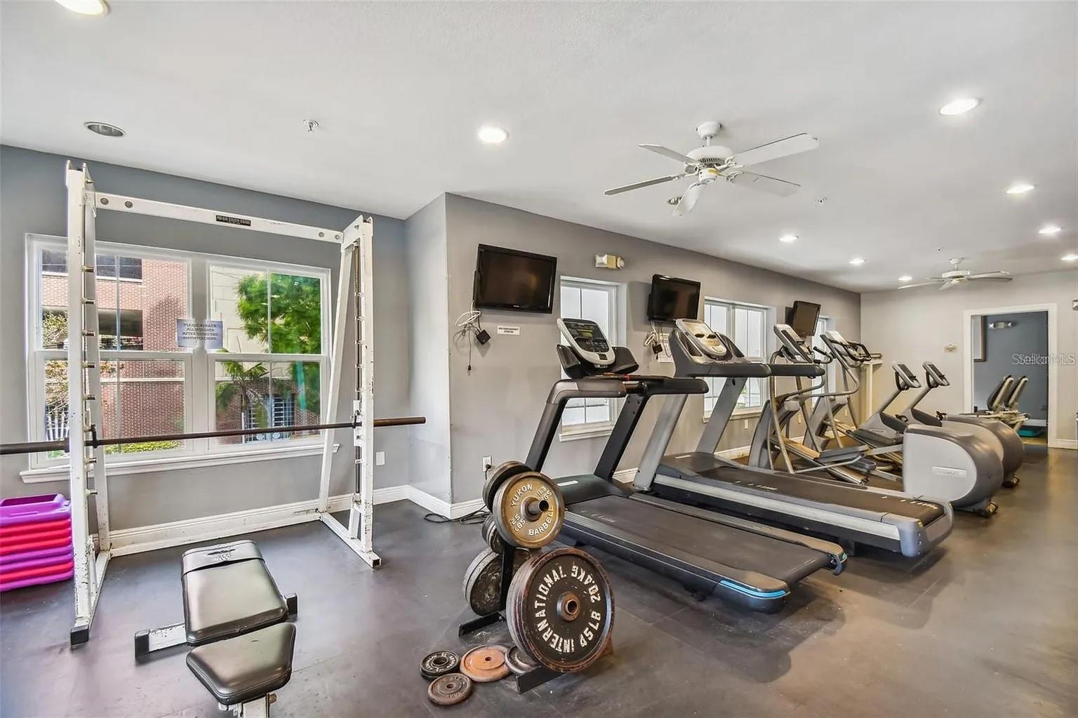 GRANDE DOWNTOWN - Residential Lease