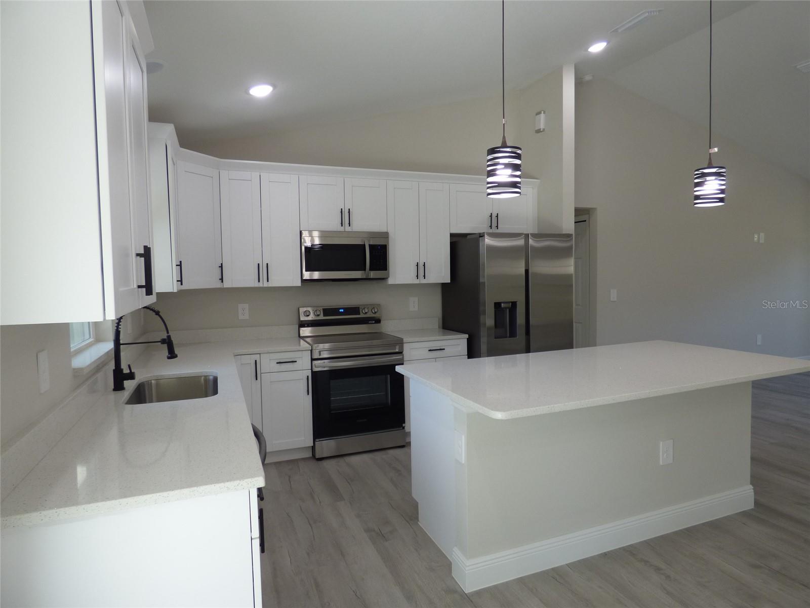 CITRUS SPGS UNIT 11 - Residential