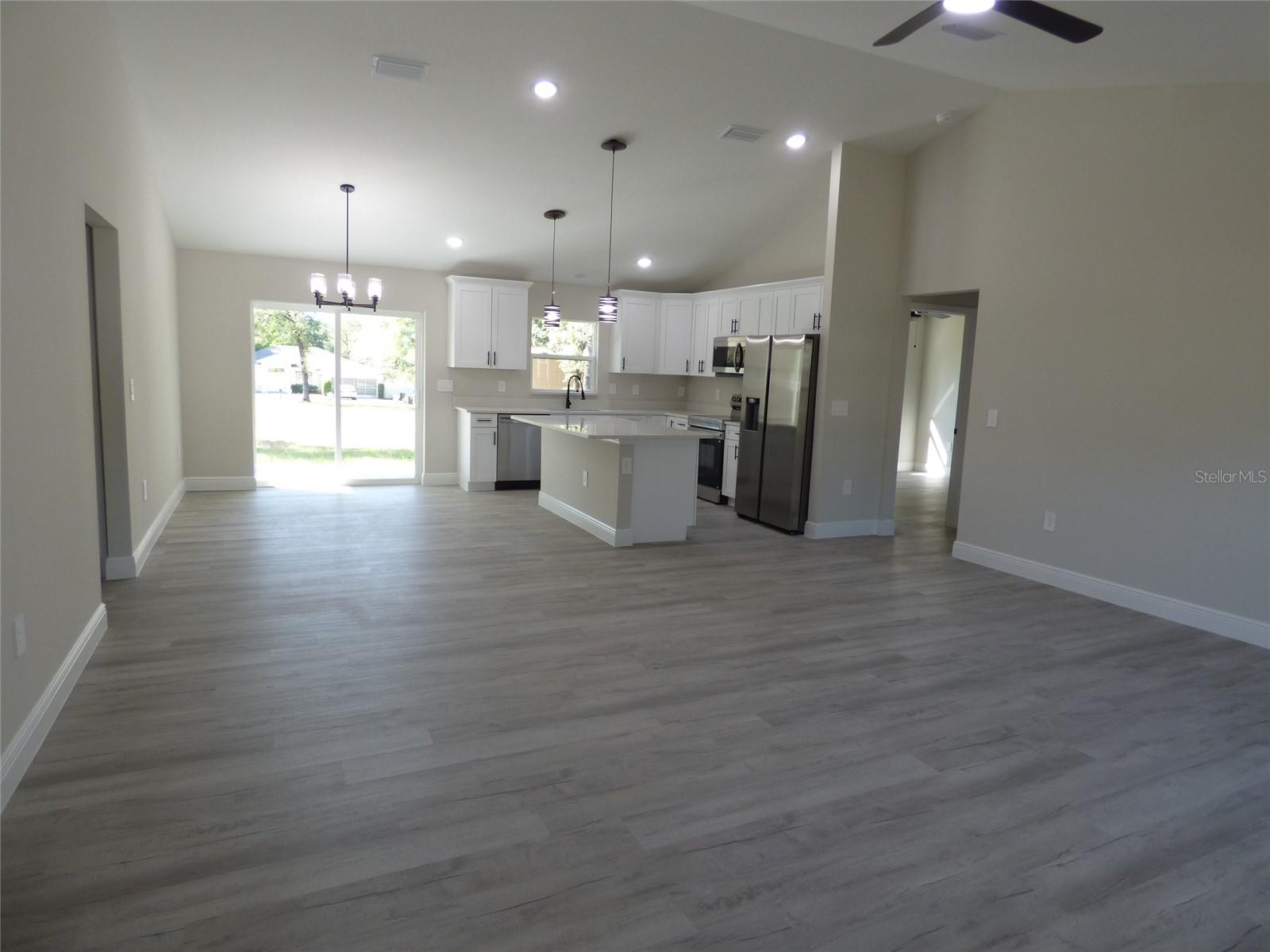 CITRUS SPGS UNIT 11 - Residential