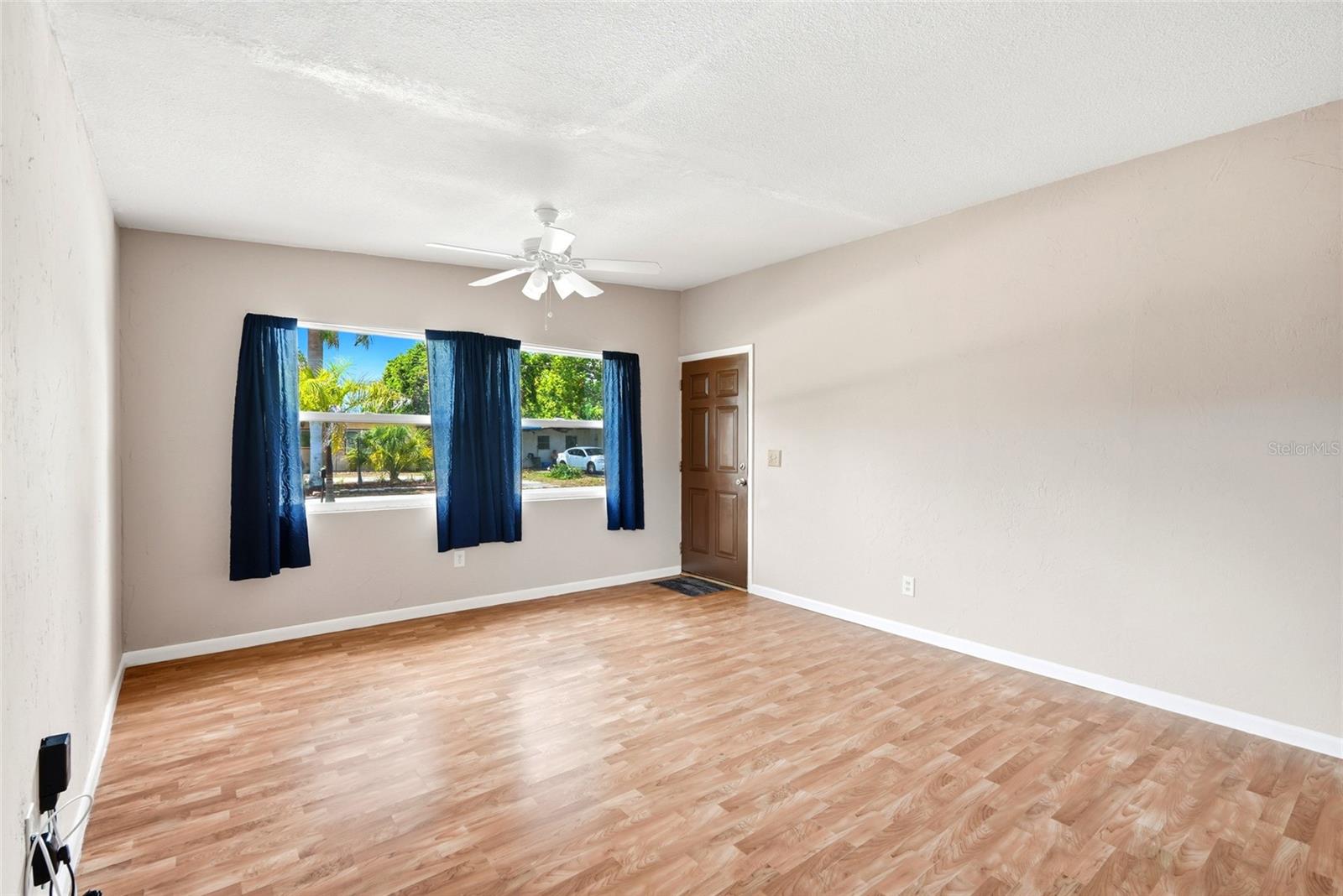 GULF GROVE - Residential
