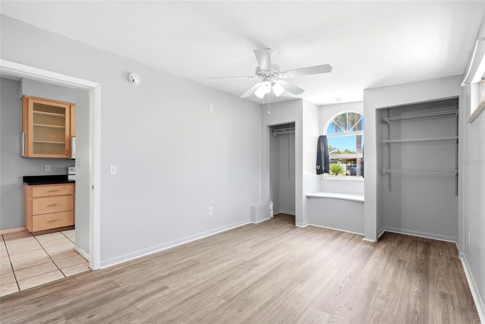GULF GROVE - Residential