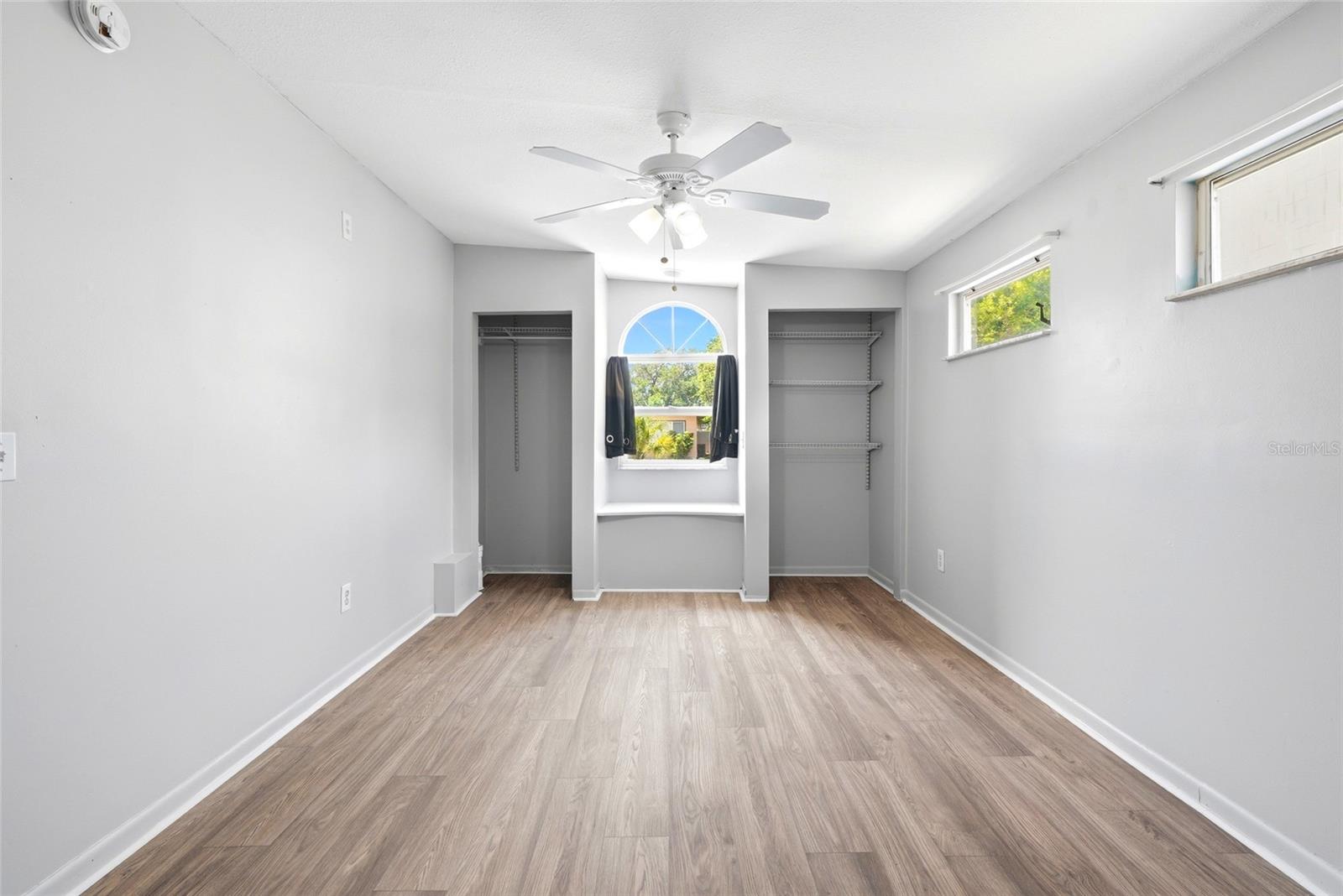GULF GROVE - Residential