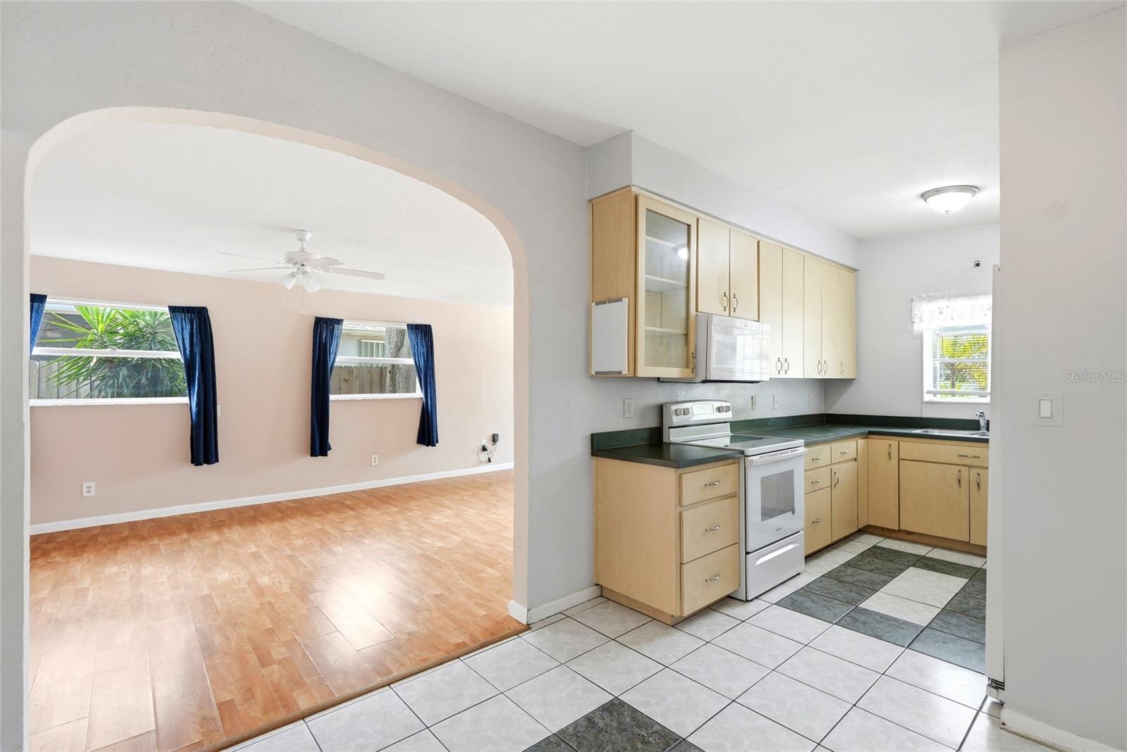 GULF GROVE - Residential