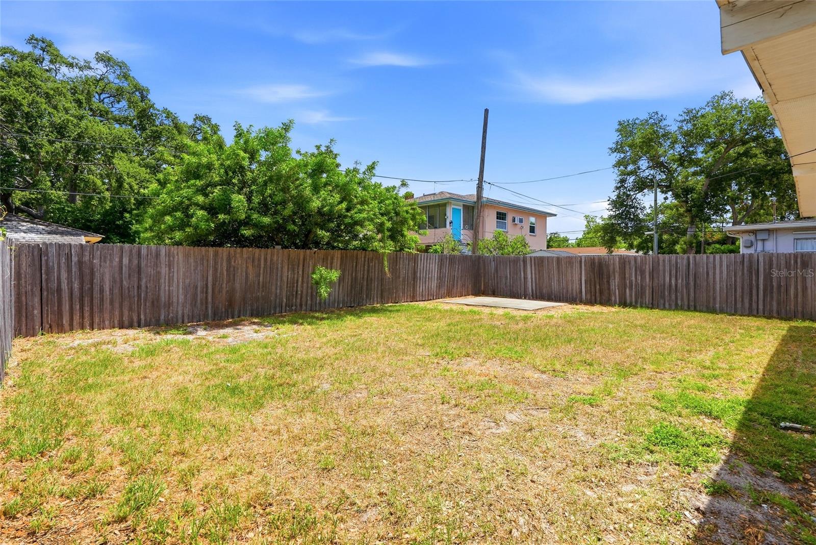GULF GROVE - Residential