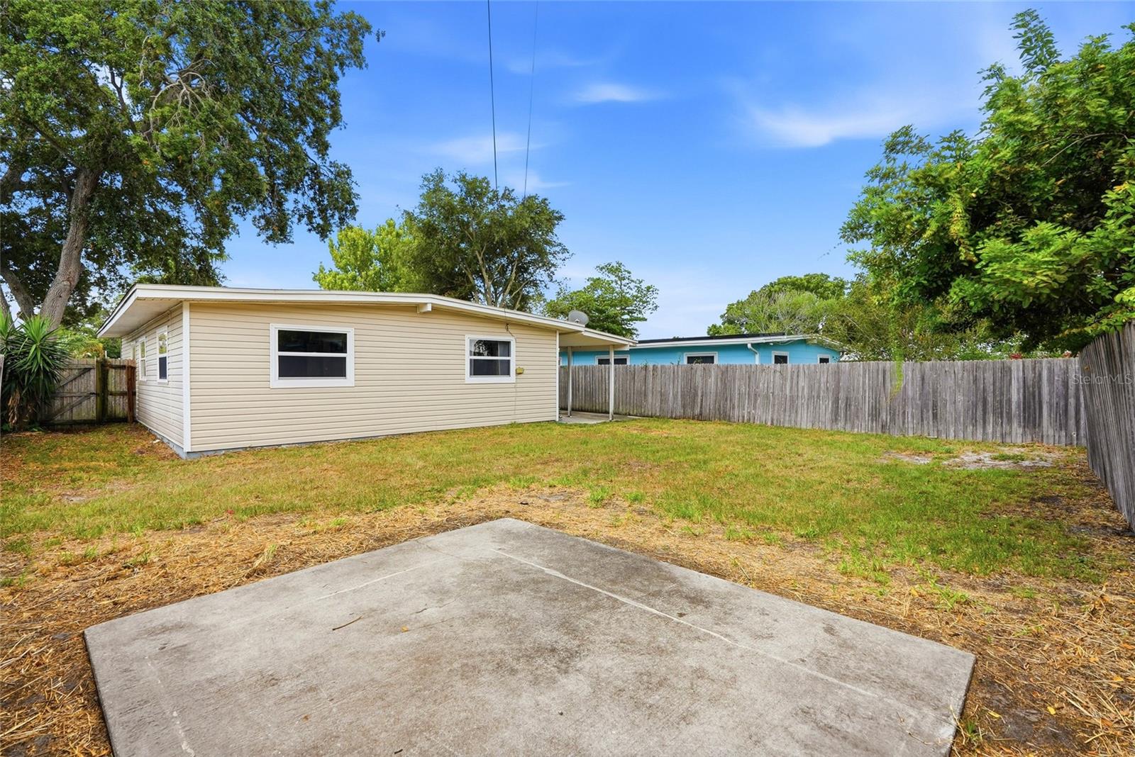 GULF GROVE - Residential