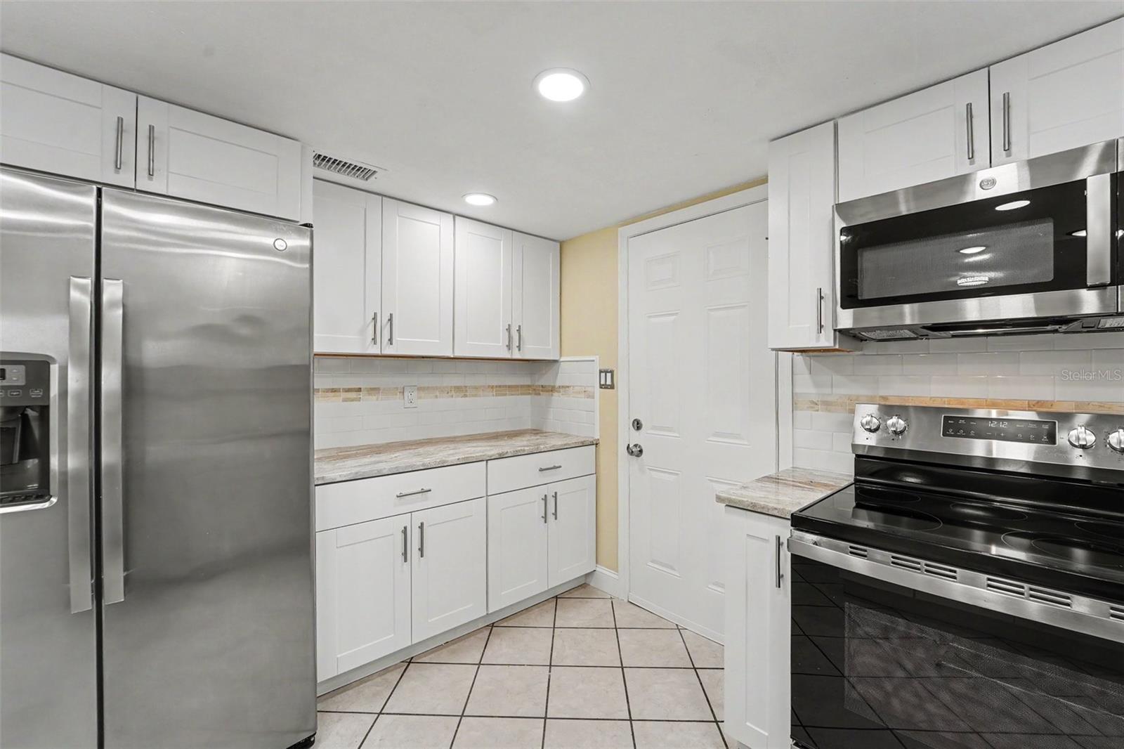 SPRING HILL - Residential