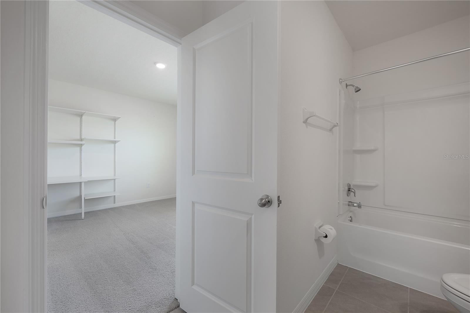 FOREST BROOKE PH 7A & 7B - Residential Lease