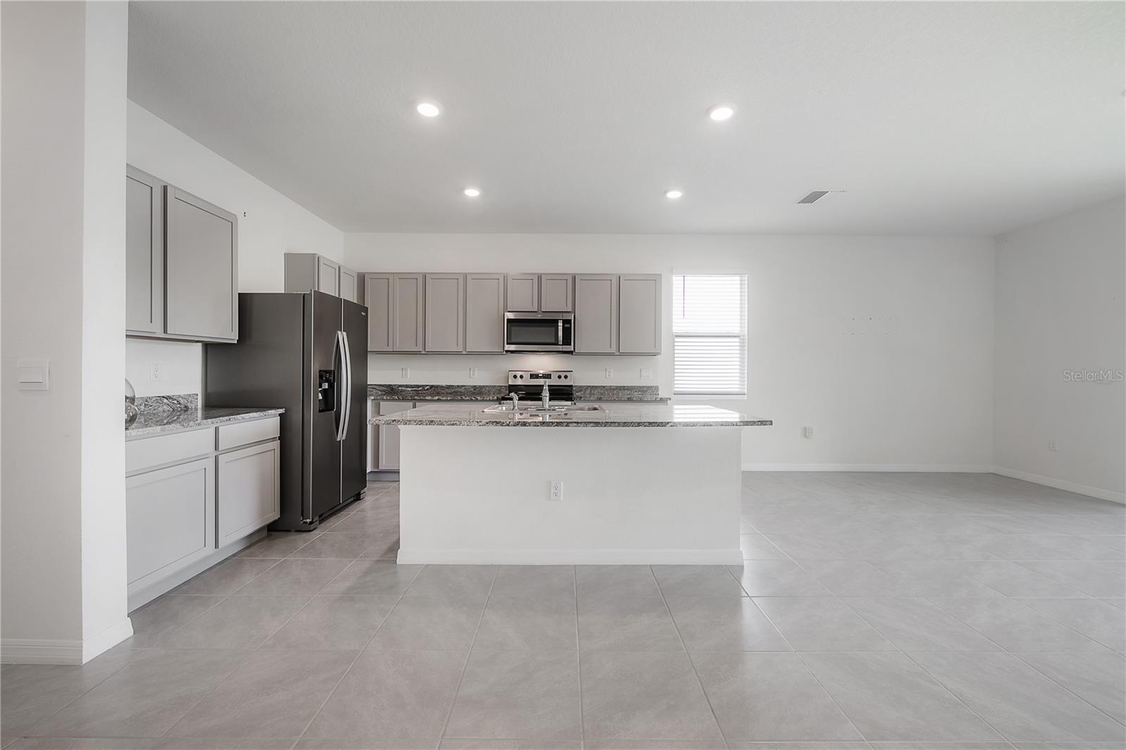 FOREST BROOKE PH 7A & 7B - Residential Lease
