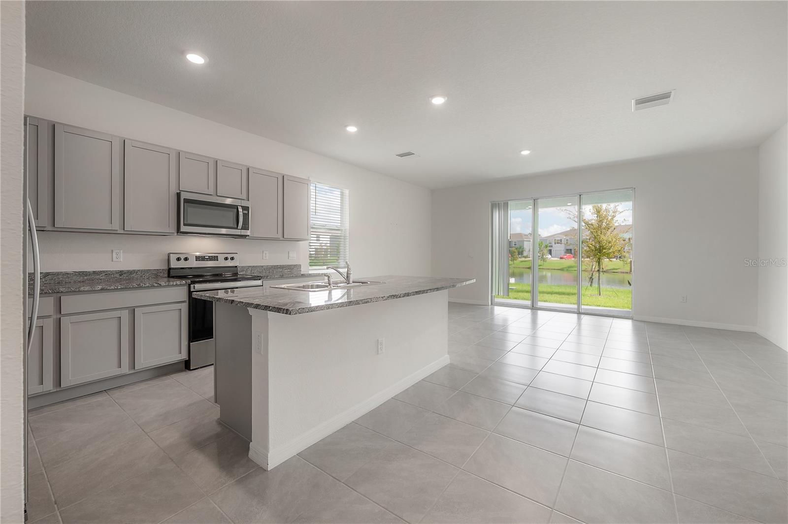 FOREST BROOKE PH 7A & 7B - Residential Lease