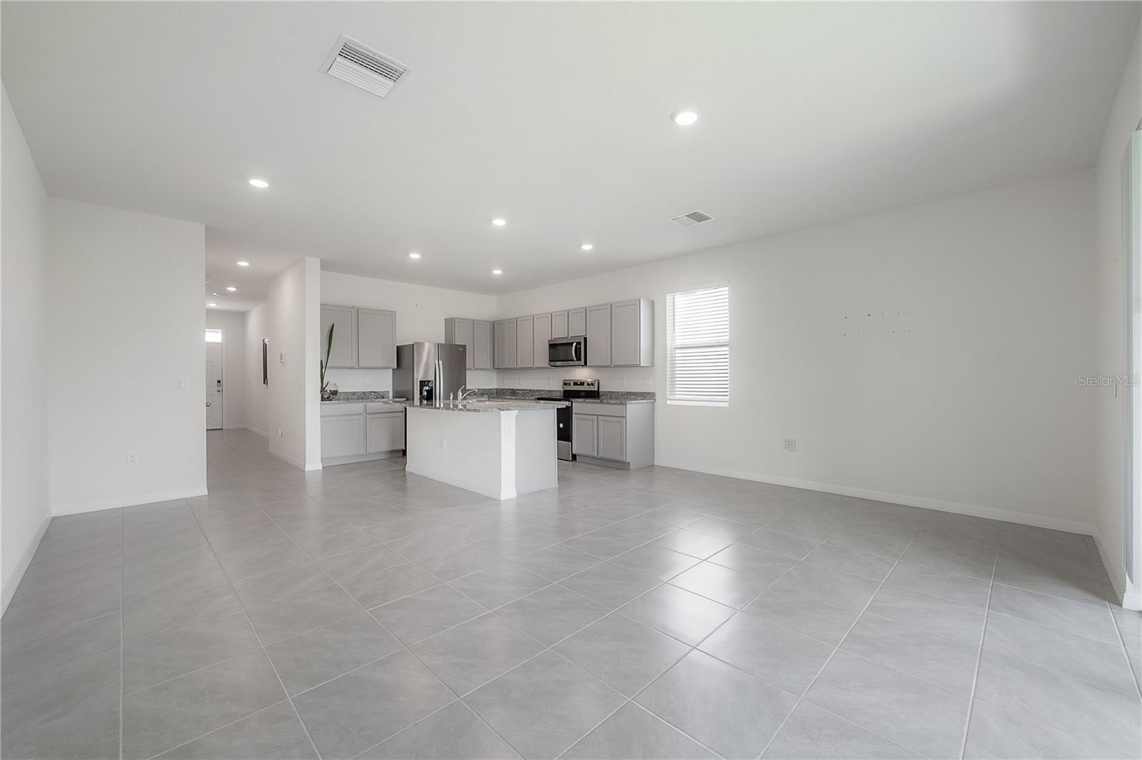 FOREST BROOKE PH 7A & 7B - Residential Lease