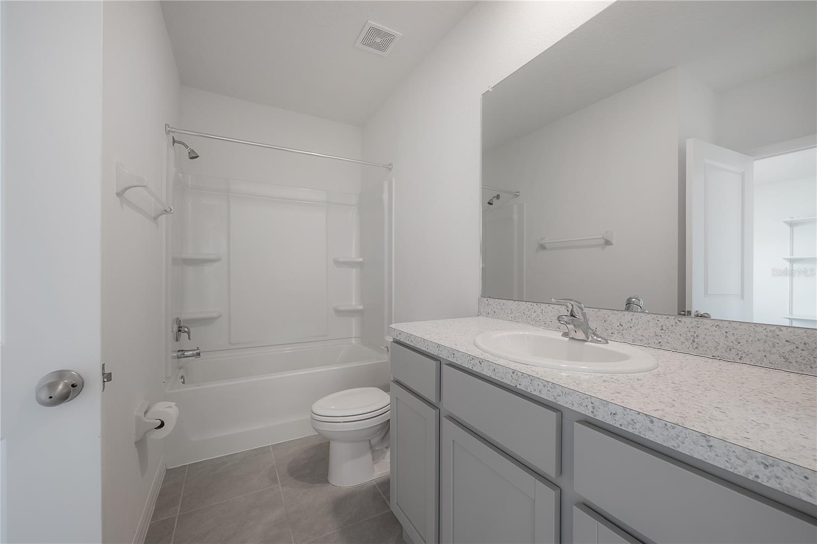 FOREST BROOKE PH 7A & 7B - Residential Lease