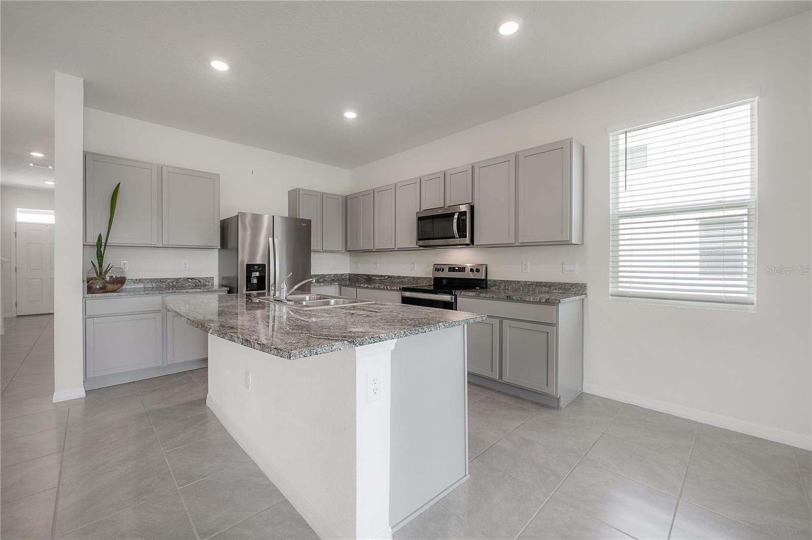 FOREST BROOKE PH 7A & 7B - Residential Lease