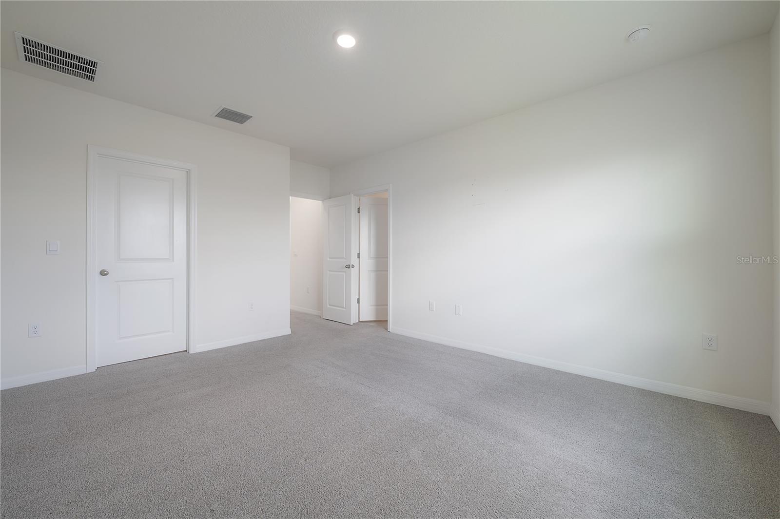 FOREST BROOKE PH 7A & 7B - Residential Lease