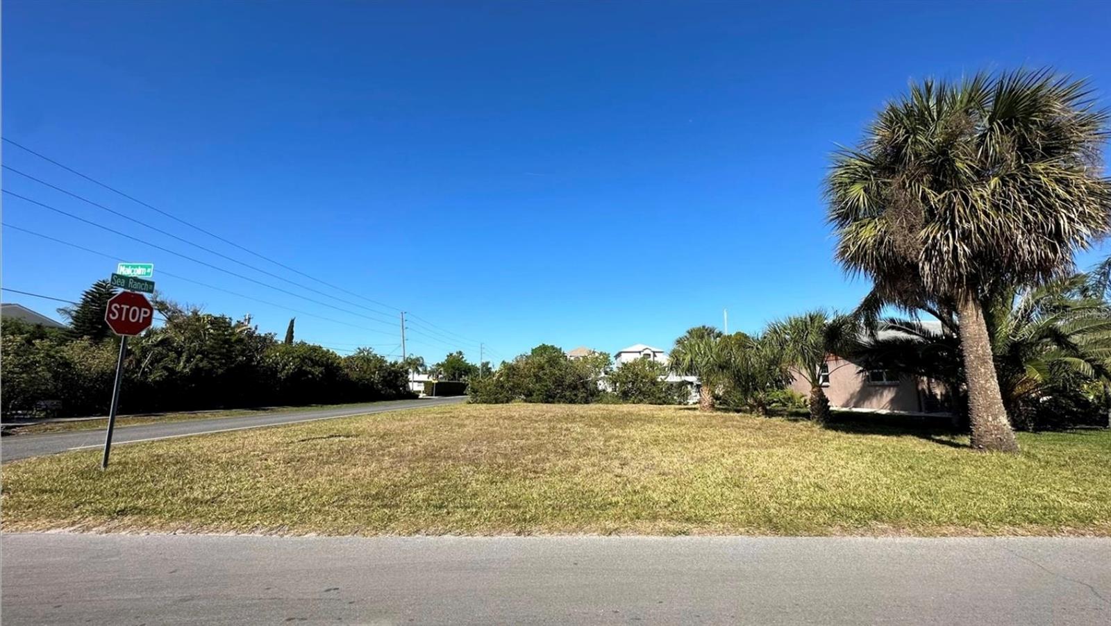 HUDSON BEACH ESTATES - Land