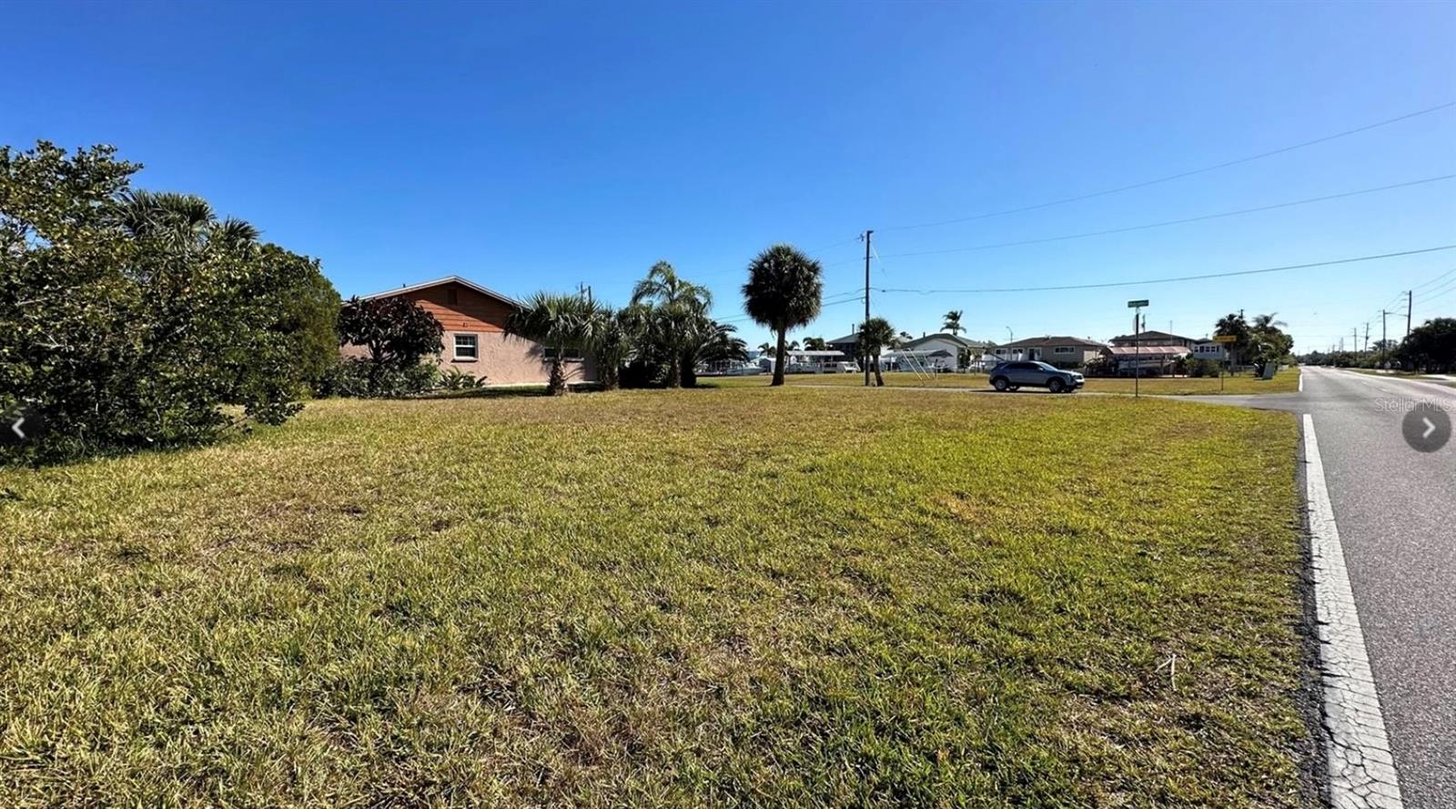 HUDSON BEACH ESTATES - Land