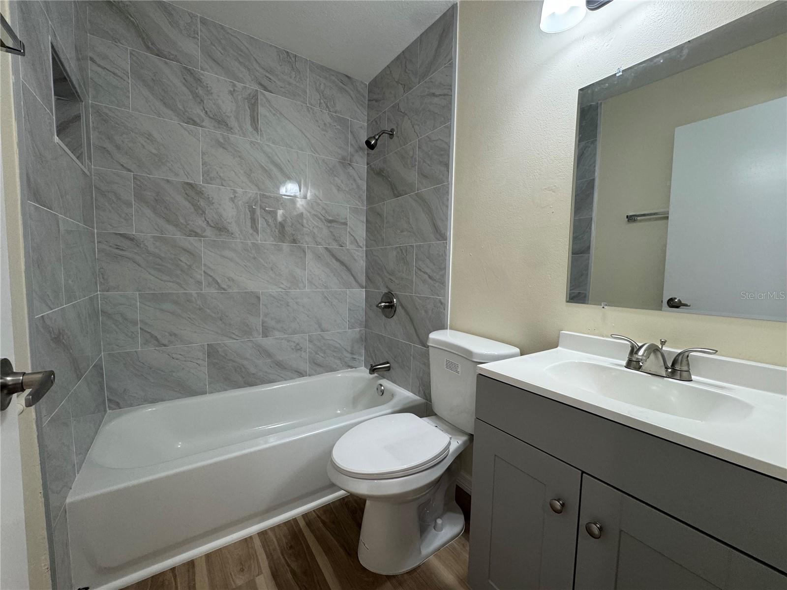 CLERMONT - Residential Lease