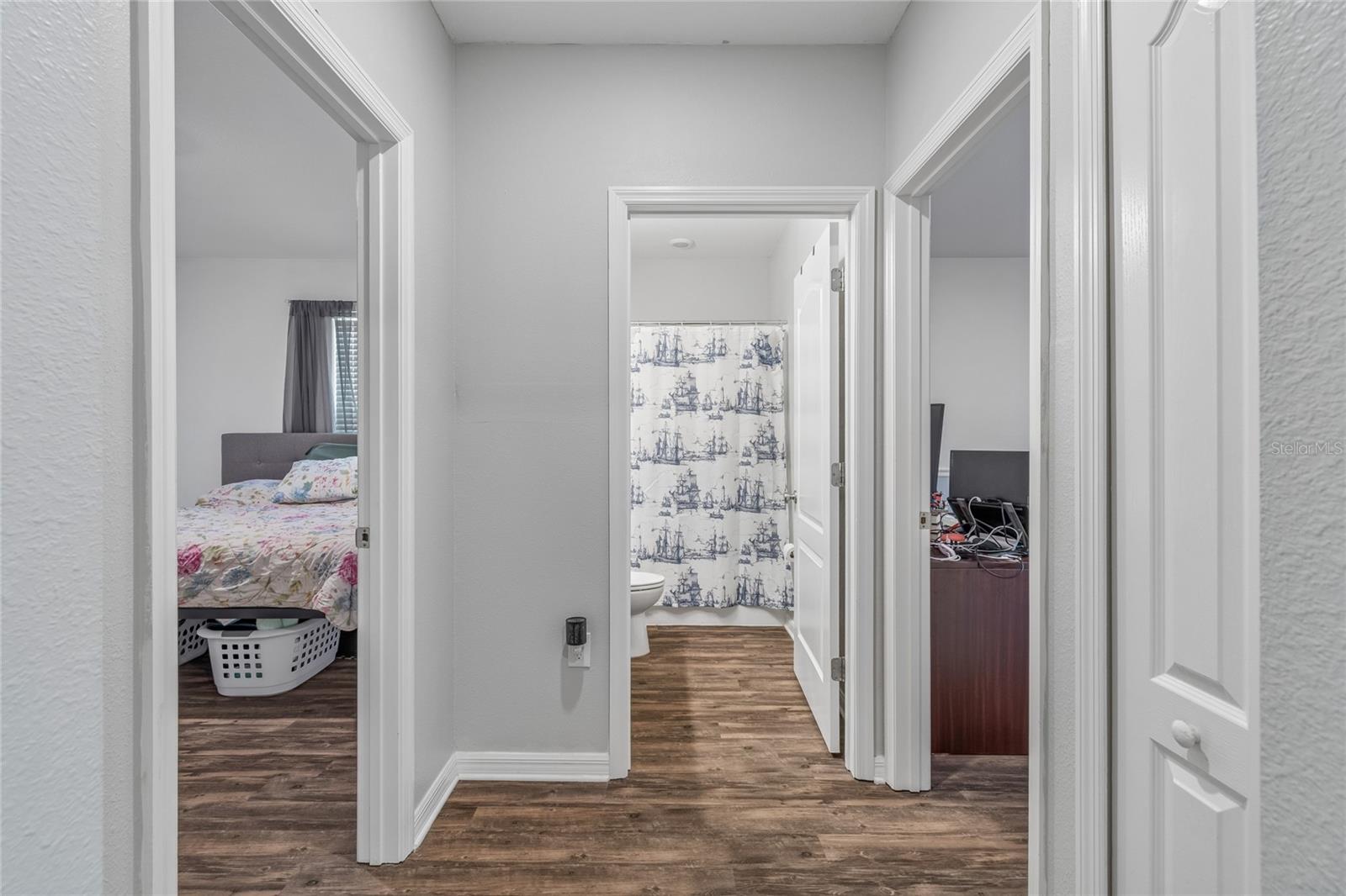 WEEKI WACHEE WOODLANDS - Residential