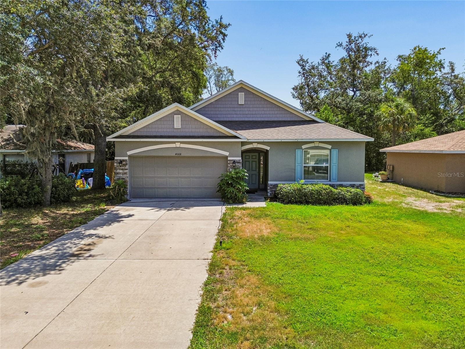 WEEKI WACHEE WOODLANDS - Residential