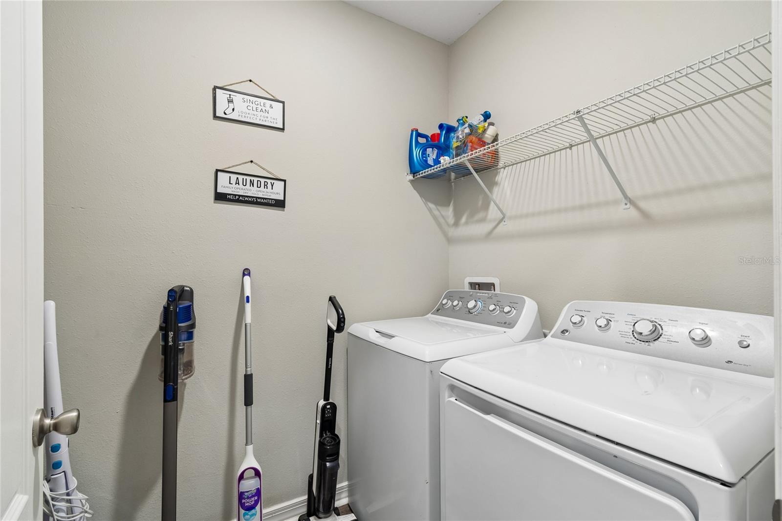 WEEKI WACHEE WOODLANDS - Residential