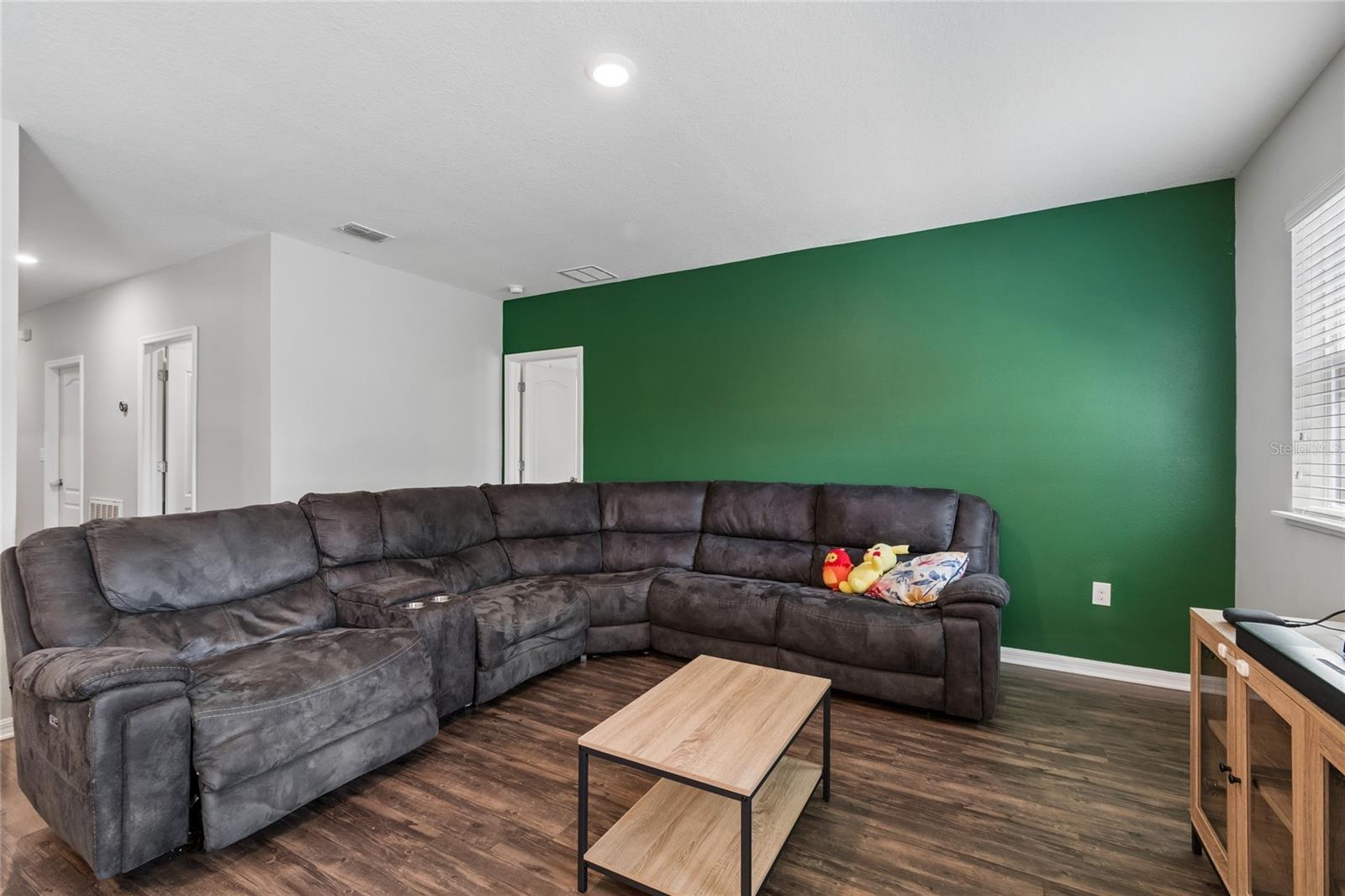 WEEKI WACHEE WOODLANDS - Residential