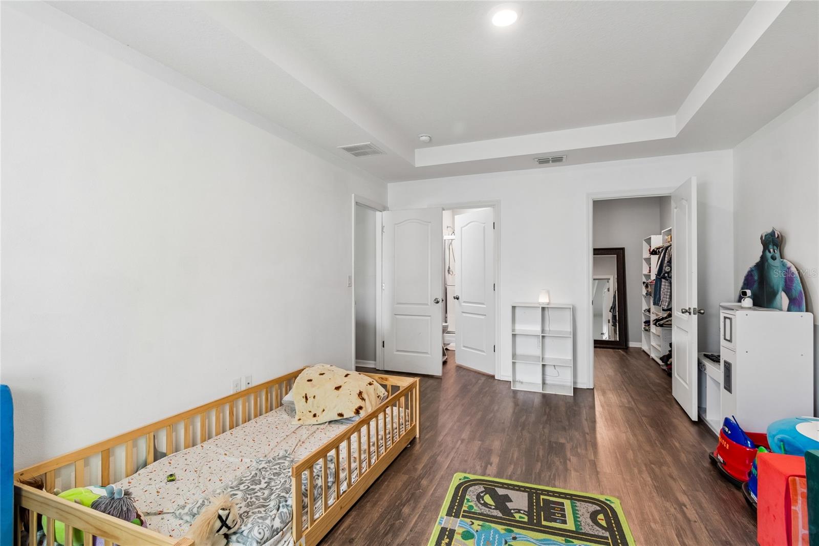 WEEKI WACHEE WOODLANDS - Residential