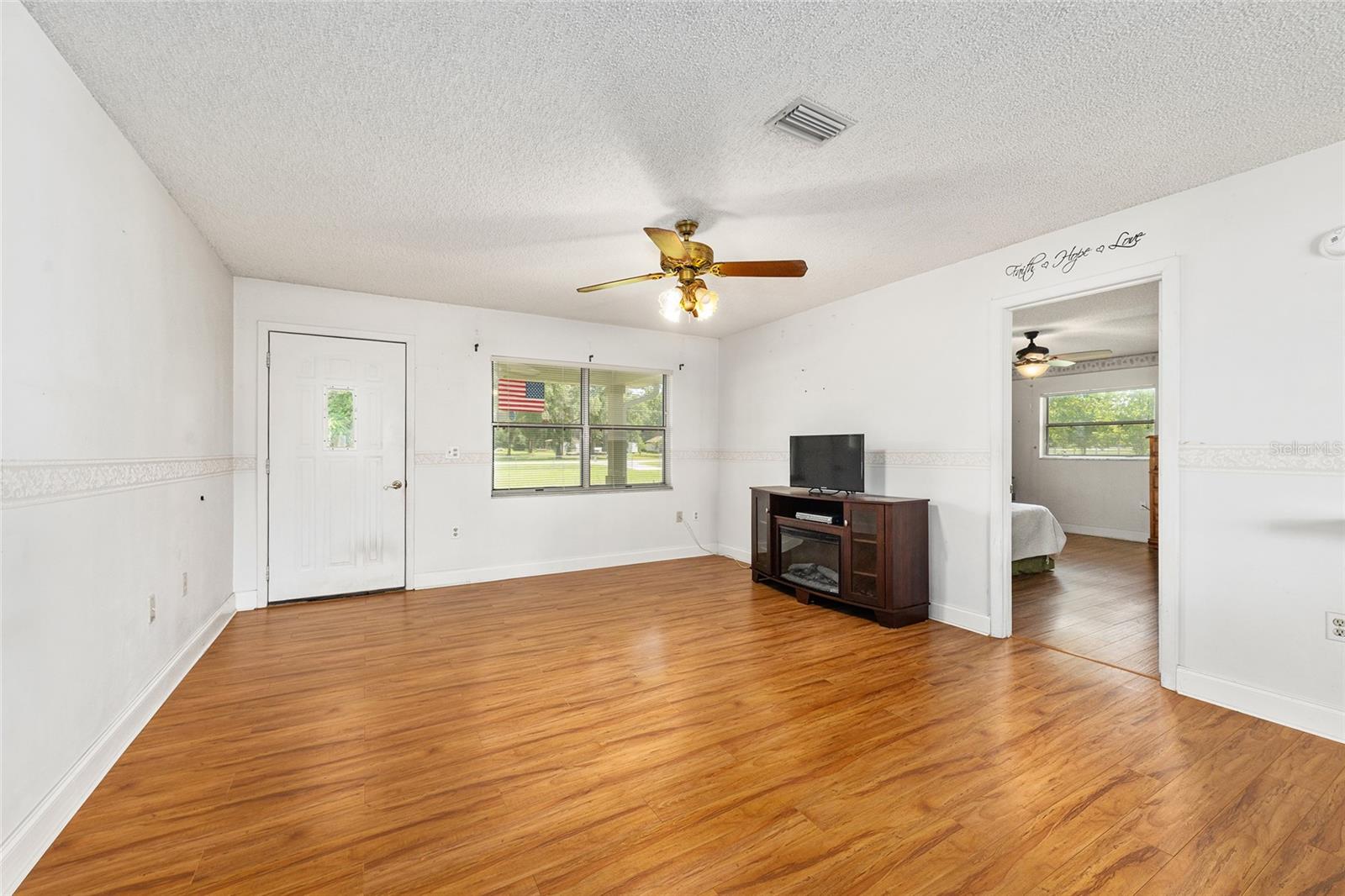 OCALA THOROUGHBRED ACRES - Residential