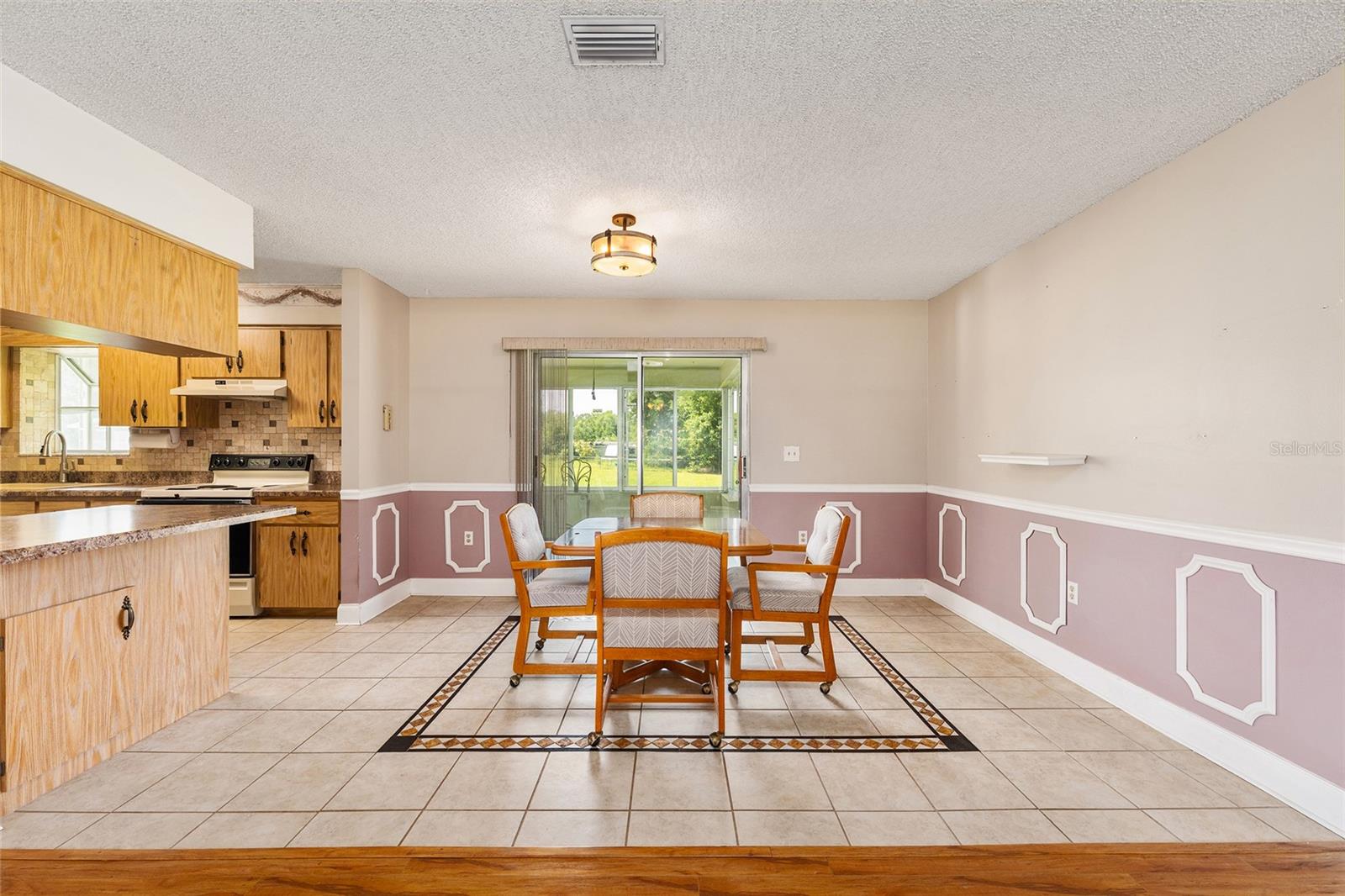 OCALA THOROUGHBRED ACRES - Residential
