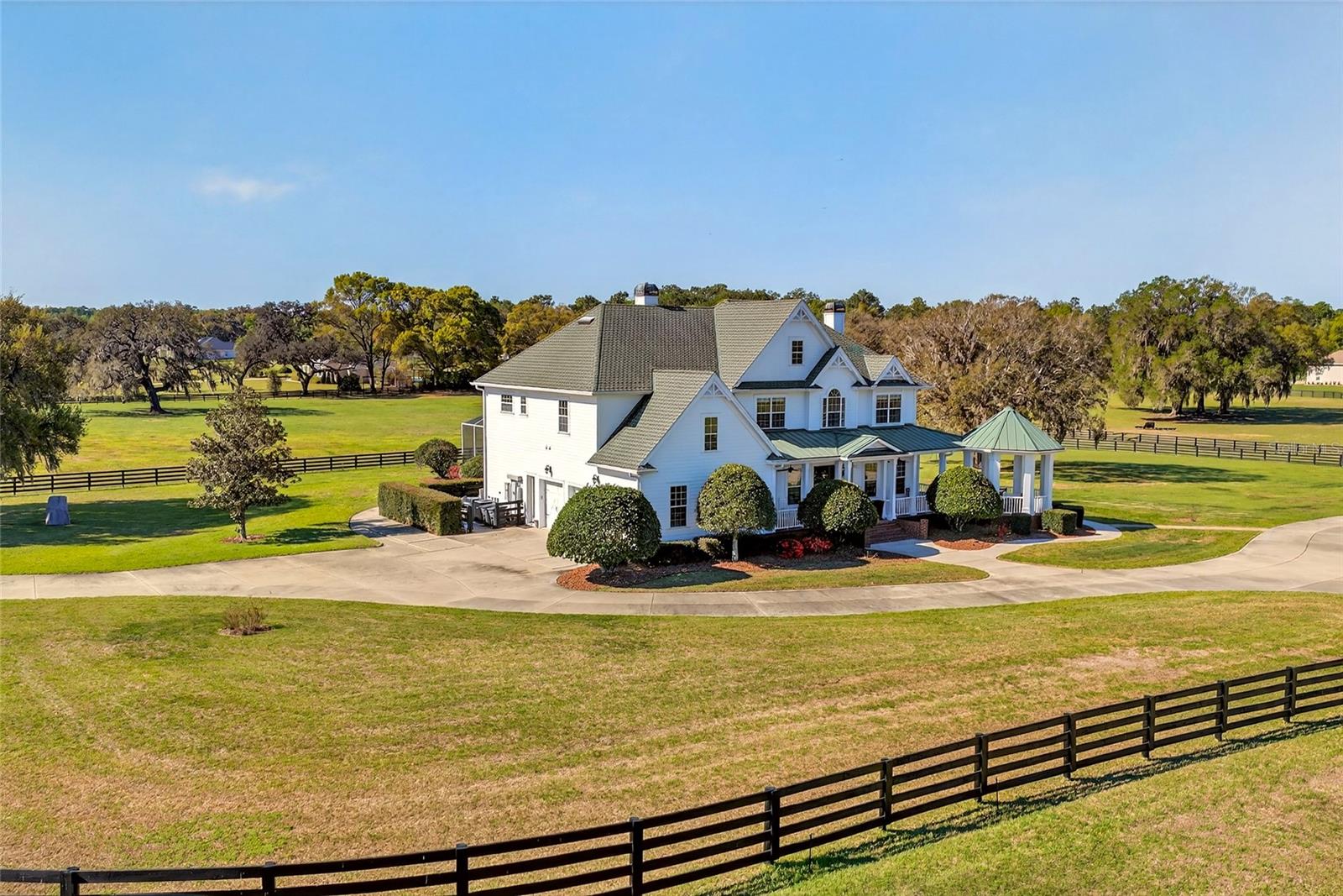 GREENWAY CROSSINGS - Residential