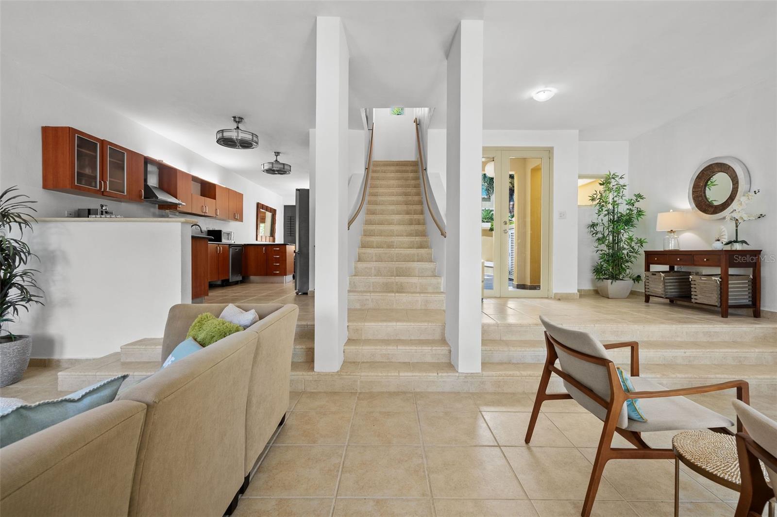 AQUABELLA - Residential