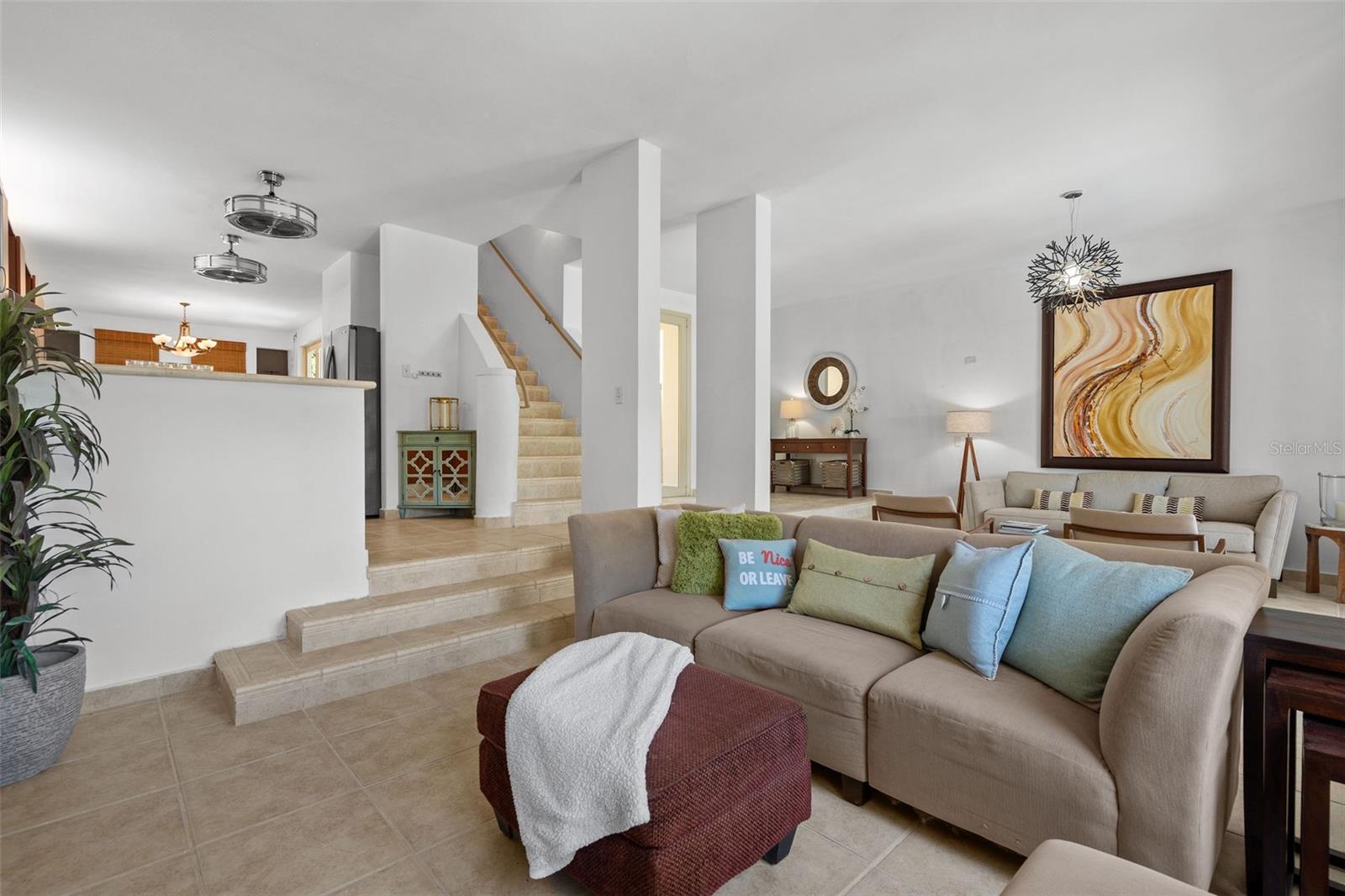 AQUABELLA - Residential