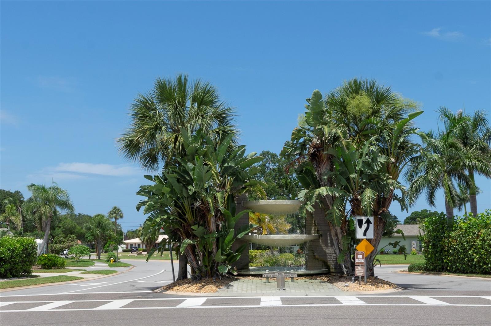 IMPERIAL POINT CONDO - Residential