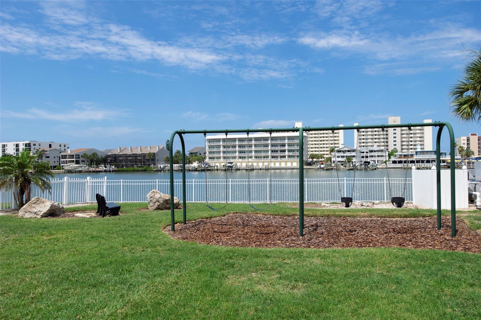 IMPERIAL POINT CONDO - Residential