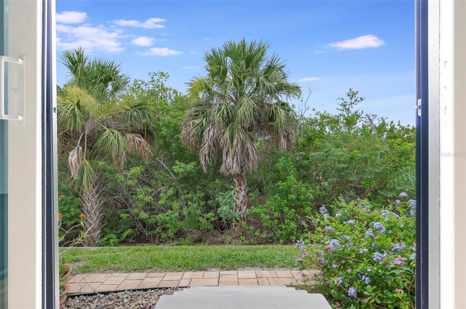 IMPERIAL POINT CONDO - Residential