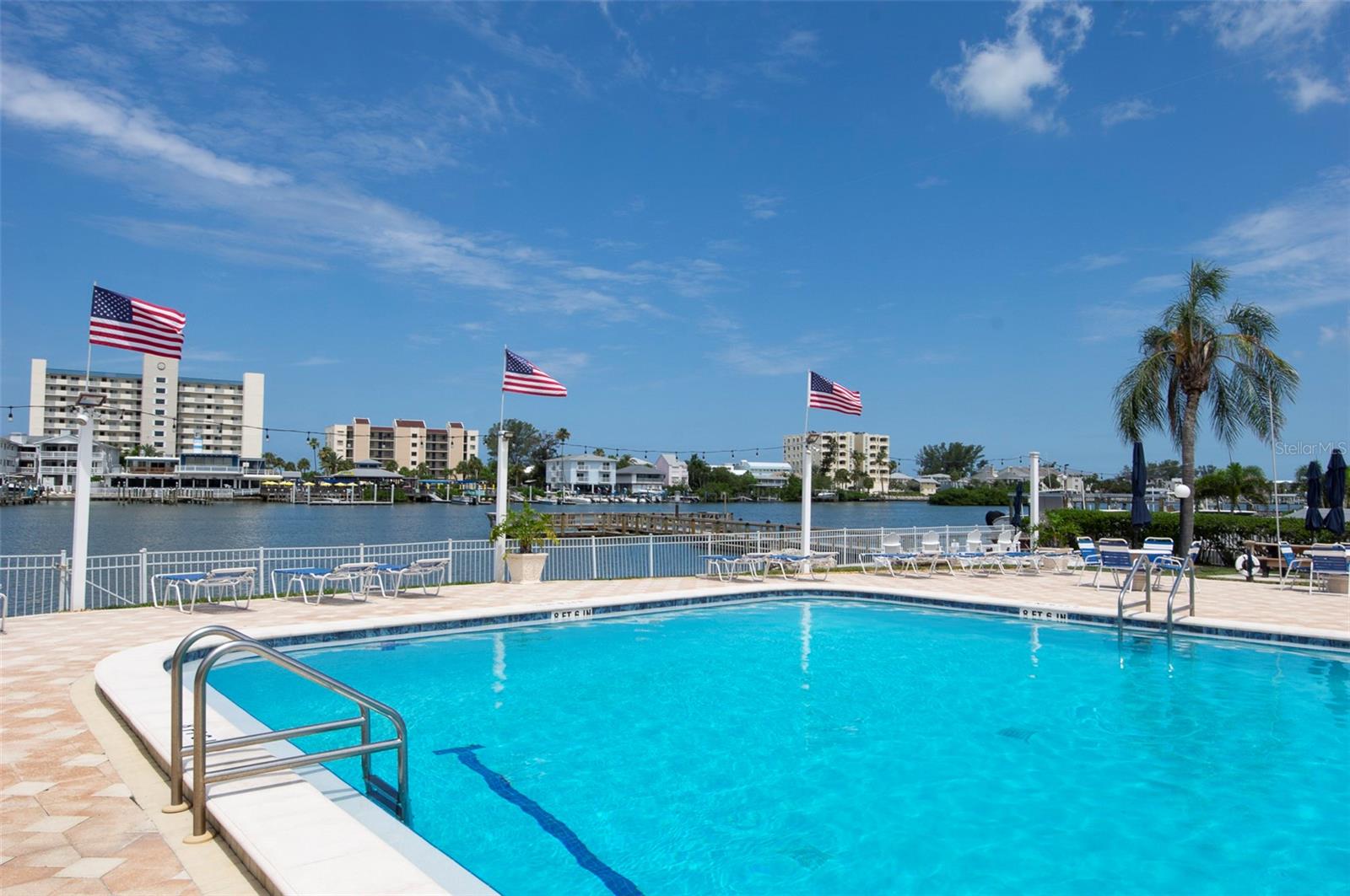 IMPERIAL POINT CONDO - Residential