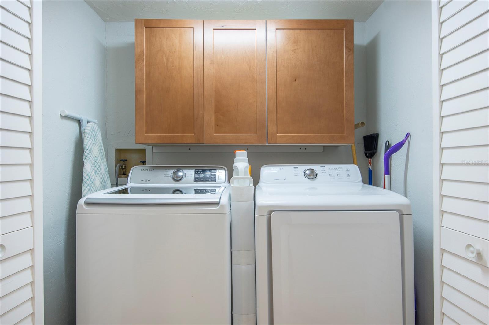 IMPERIAL POINT CONDO - Residential