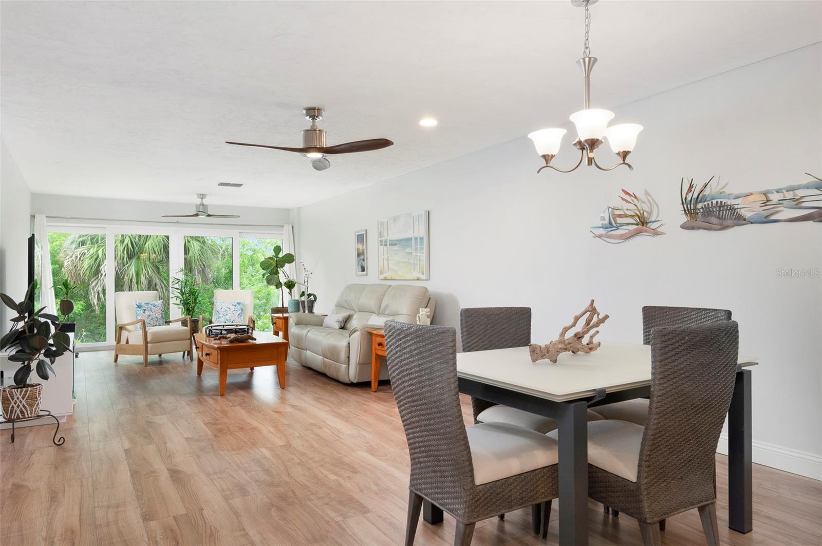 IMPERIAL POINT CONDO - Residential