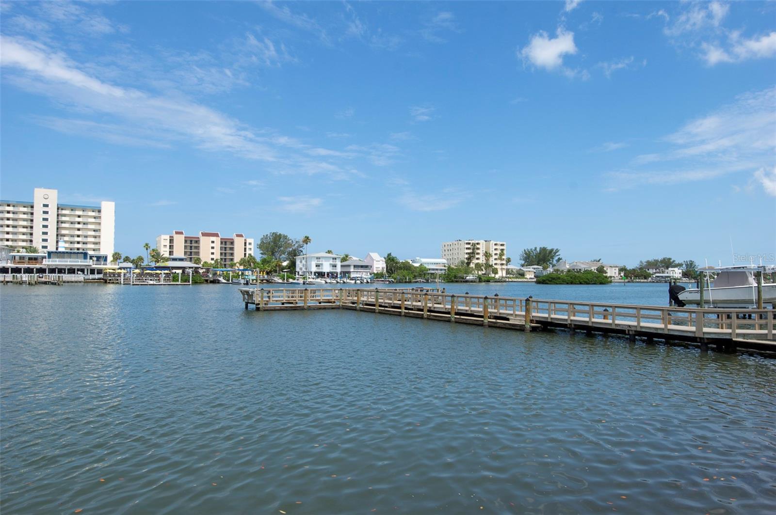 IMPERIAL POINT CONDO - Residential